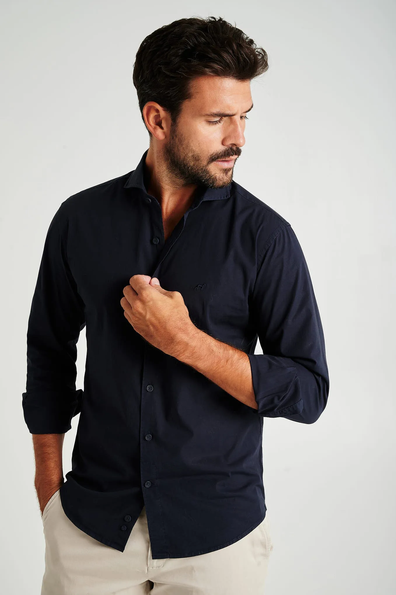 Slim fit cotton elastane comfort poplin shirt in garment dye