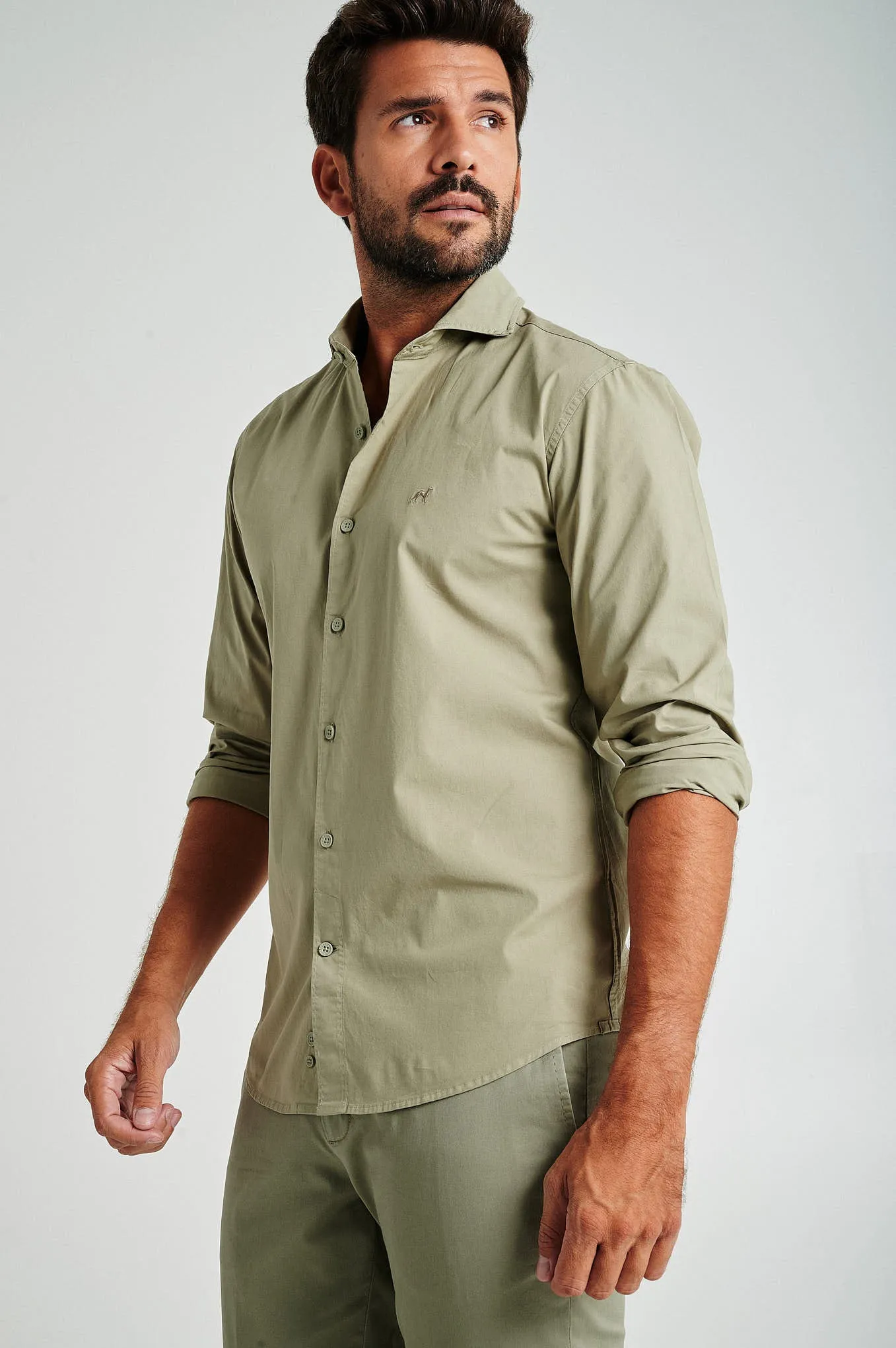 Slim fit cotton elastane comfort poplin shirt in garment dye