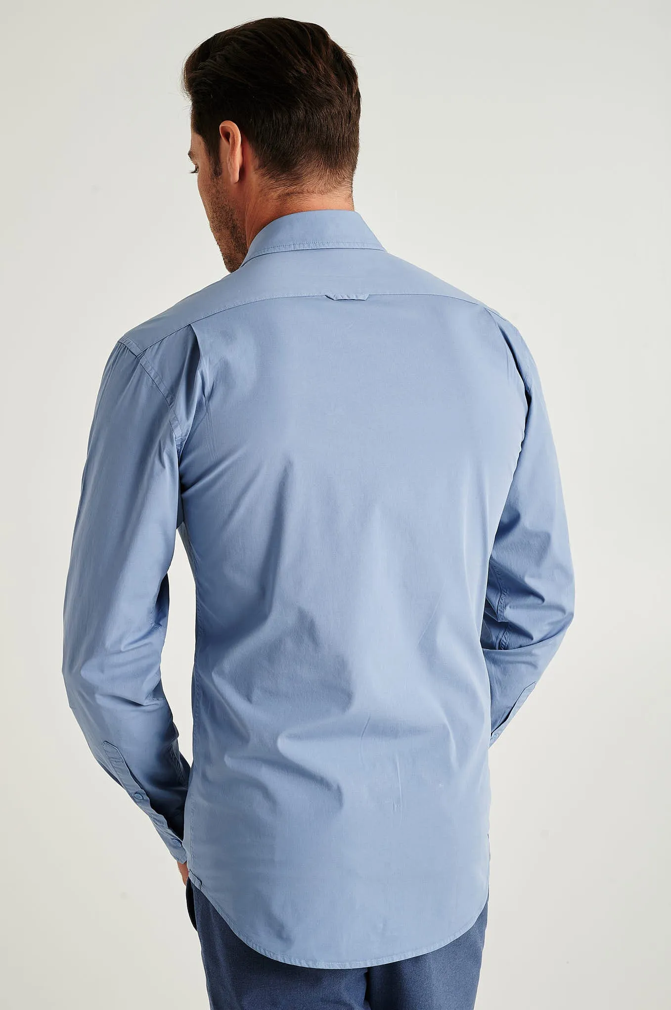 Slim fit cotton elastane comfort poplin shirt in garment dye