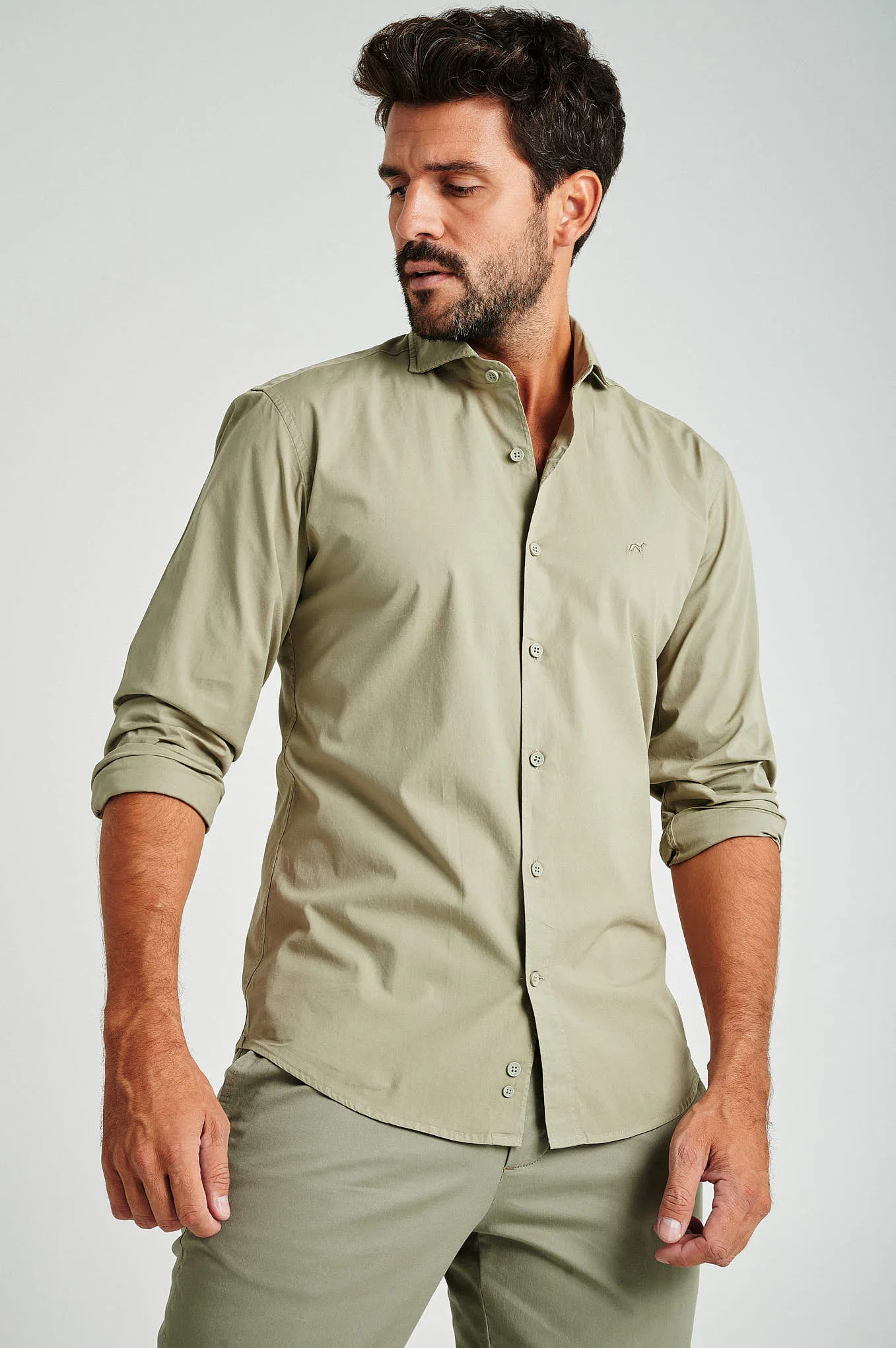 Slim fit cotton elastane comfort poplin shirt in garment dye