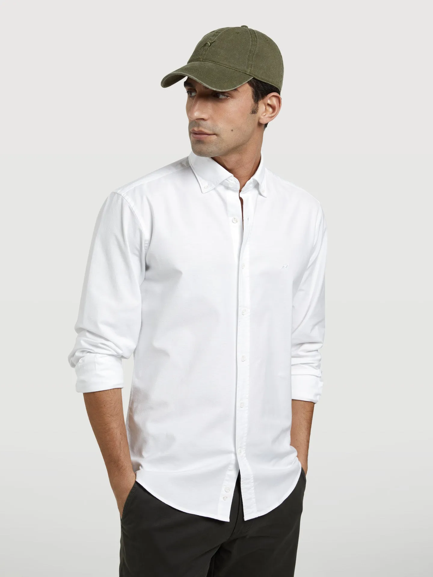 Slim fit garment dye oxford shirt